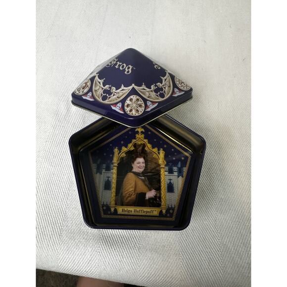 Universal Studios Harry Potter Chocolate Frog Tin With 5 Lenticular Cards - Picture 8 of 8